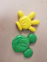 Mickey and Pooh toddler crayons